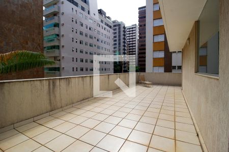 Apartamento à venda com 540m², 5 quartos e 6 vagasCobertura