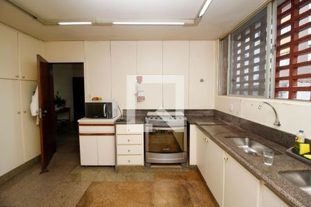 Apartamento à venda com 540m², 5 quartos e 6 vagasCozinha