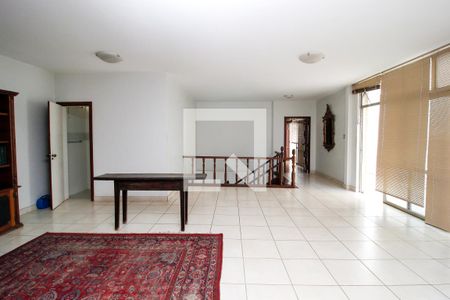 Apartamento à venda com 540m², 5 quartos e 6 vagasSala 2