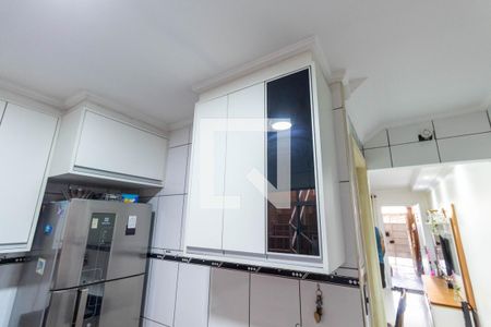 Casa à venda com 90m², 2 quartos e 1 vaga Casa à venda com 90m², 2 quartos e 1 vagaCozinha - Armários