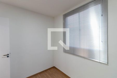 Quarto 1 de apartamento para alugar com 2 quartos, 43m² em Estoril, Belo Horizonte