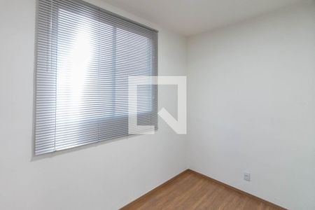 Quarto 1 de apartamento para alugar com 2 quartos, 43m² em Estoril, Belo Horizonte