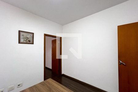 Casa à venda com 385m², 5 quartos e 3 vagas Casa à venda com 385m², 5 quartos e 3 vagasSala 3