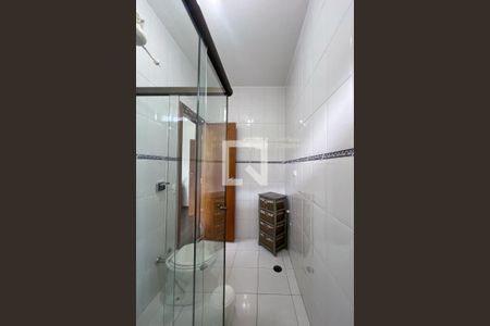 Casa à venda com 385m², 5 quartos e 3 vagas Casa à venda com 385m², 5 quartos e 3 vagasBanheiro da Suíte 1