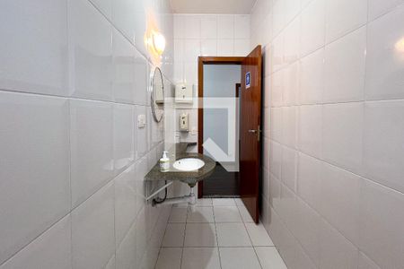 Casa à venda com 385m², 5 quartos e 3 vagas Casa à venda com 385m², 5 quartos e 3 vagasLavabo 3