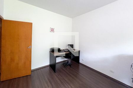 Casa à venda com 385m², 5 quartos e 3 vagas