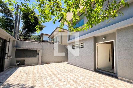 Casa à venda com 385m², 5 quartos e 3 vagas Casa à venda com 385m², 5 quartos e 3 vagasGaragem