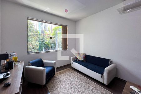 Casa à venda com 385m², 5 quartos e 3 vagas Casa à venda com 385m², 5 quartos e 3 vagasQuarto 1