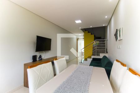 Sala de casa de condomínio para alugar com 2 quartos, 65m² em São Miguel Paulista, São Paulo