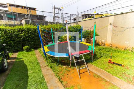 Casa de condomínio para alugar com 65m², 2 quartos e 1 vaga Casa de condomínio para alugar com 65m², 2 quartos e 1 vagaÁrea Externa