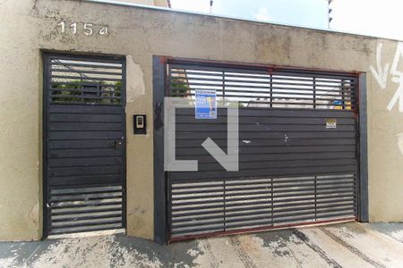 Casa de condomínio para alugar com 65m², 2 quartos e 1 vaga Casa de condomínio para alugar com 65m², 2 quartos e 1 vagaFachada