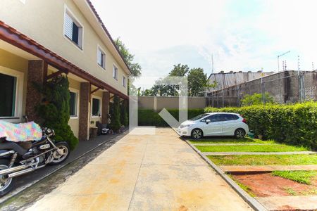 Casa de condomínio para alugar com 65m², 2 quartos e 1 vaga Casa de condomínio para alugar com 65m², 2 quartos e 1 vagaÁrea Externa