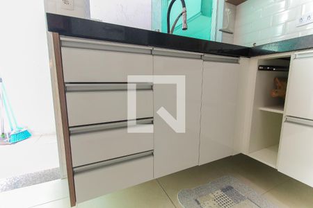 Casa de condomínio para alugar com 65m², 2 quartos e 1 vaga Casa de condomínio para alugar com 65m², 2 quartos e 1 vagaCozinha