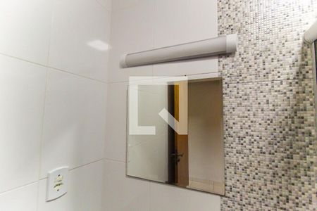 Casa de condomínio para alugar com 65m², 2 quartos e 1 vaga Casa de condomínio para alugar com 65m², 2 quartos e 1 vagaBanheiro