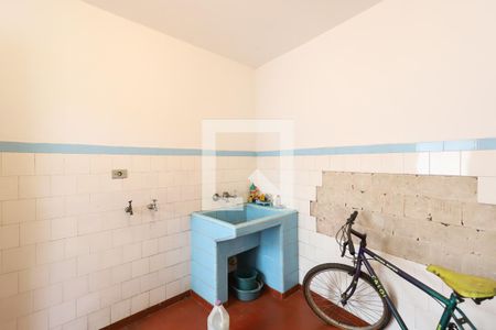 Casa à venda com 160m², 3 quartos e 5 vagasLavanderia