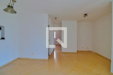 Sala de apartamento para alugar com 2 quartos, 75m² em Jardim Londrina, São Paulo