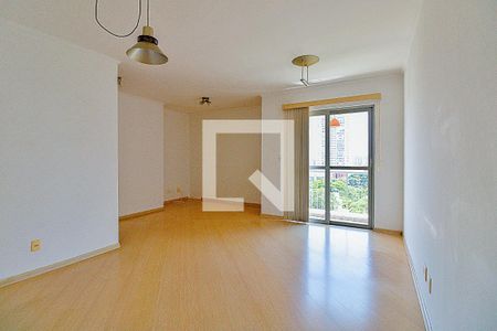 Sala de apartamento para alugar com 2 quartos, 75m² em Jardim Londrina, São Paulo