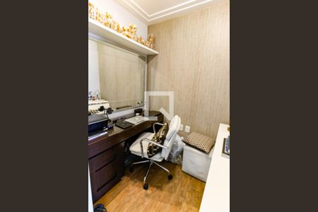 Apartamento à venda com 120m², 3 quartos e 2 vagas Apartamento à venda com 120m², 3 quartos e 2 vagasEscritório