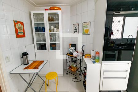 Apartamento à venda com 120m², 3 quartos e 2 vagas Apartamento à venda com 120m², 3 quartos e 2 vagasCozinha - Armários