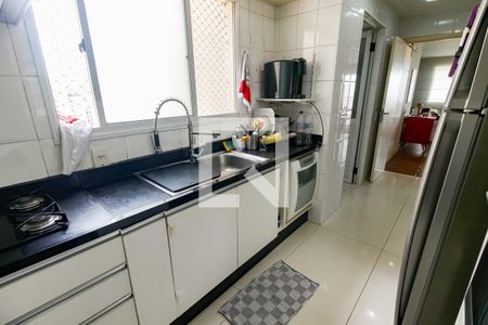 Apartamento à venda com 120m², 3 quartos e 2 vagas Apartamento à venda com 120m², 3 quartos e 2 vagasCozinha - Armários