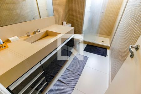 Apartamento à venda com 120m², 3 quartos e 2 vagas Apartamento à venda com 120m², 3 quartos e 2 vagasBanheiro da Suíte 3