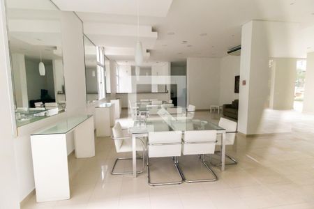 Apartamento à venda com 120m², 3 quartos e 2 vagas Apartamento à venda com 120m², 3 quartos e 2 vagasEspaço Gourmet
