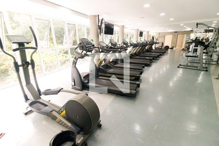 Apartamento à venda com 120m², 3 quartos e 2 vagas Apartamento à venda com 120m², 3 quartos e 2 vagasÁrea comum - Academia