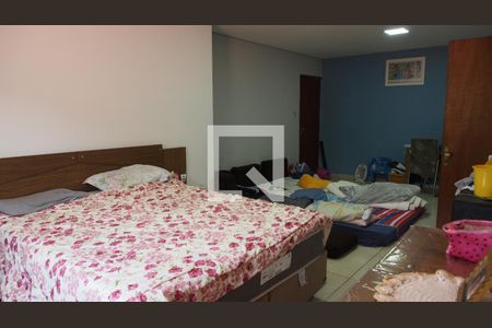 Casa à venda com 300m², 4 quartos e 1 vagaQuarto suite 2