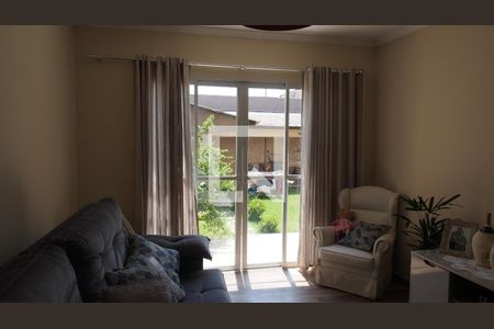 Casa à venda com 300m², 4 quartos e 1 vagaSala