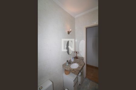 Casa à venda com 110m², 3 quartos e 2 vagas Casa à venda com 110m², 3 quartos e 2 vagasBanheiro Social superior
