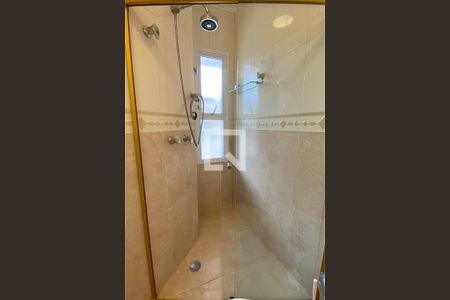 Casa de condomínio à venda com 414m², 4 quartos e 3 vagasBanheiro da Suíte 2