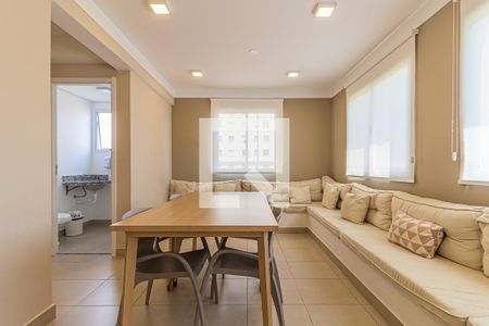 Apartamento à venda com 35m², 2 quartos e 1 vaga Apartamento à venda com 35m², 2 quartos e 1 vagaÁrea comum - Salão de festas