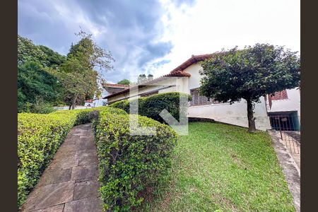 Casa à venda com 250m², 3 quartos e 4 vagasJardim da Frente