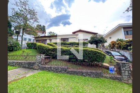 Casa à venda com 250m², 3 quartos e 4 vagasFachada e Garagem