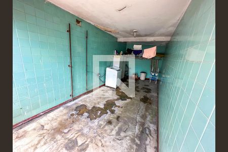 Casa à venda com 250m², 3 quartos e 4 vagasÁrea de Serviço