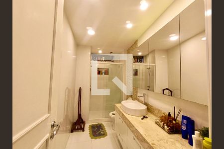 Apartamento para alugar com 170m², 5 quartos e sem vaga Apartamento para alugar com 170m², 5 quartos e sem vagaSuíte banheiro