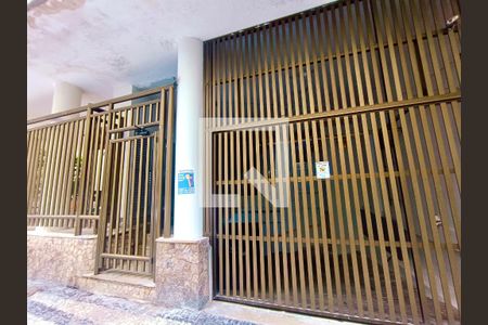 Apartamento para alugar com 170m², 5 quartos e sem vaga Apartamento para alugar com 170m², 5 quartos e sem vagaFachada com cartaz QA.