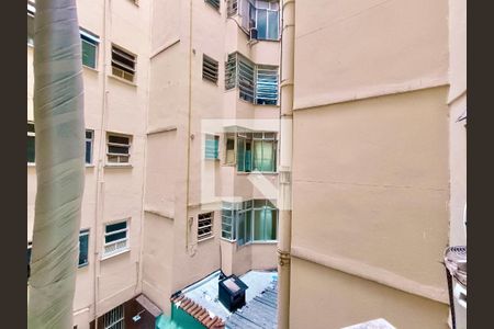 Apartamento para alugar com 170m², 5 quartos e sem vaga Apartamento para alugar com 170m², 5 quartos e sem vagaÁrea serviço vista