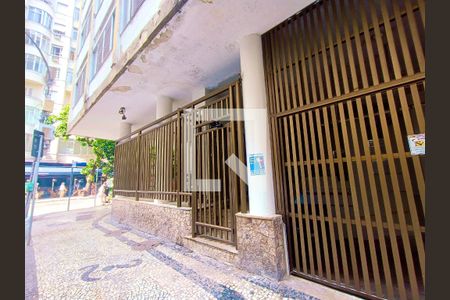 Apartamento para alugar com 170m², 5 quartos e sem vaga Apartamento para alugar com 170m², 5 quartos e sem vagaFachada com cartaz QA.