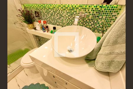 Apartamento para alugar com 170m², 5 quartos e sem vaga Apartamento para alugar com 170m², 5 quartos e sem vagaBanheiro social 1