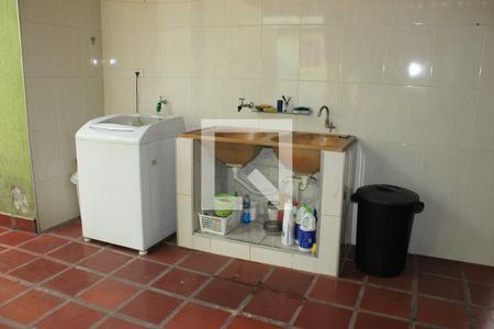 Casa à venda com 200m², 3 quartos e 3 vagasLavanderia