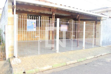 Casa à venda com 200m², 3 quartos e 3 vagasFachada