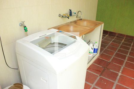 Casa à venda com 200m², 3 quartos e 3 vagasLavanderia