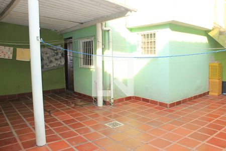 Casa à venda com 200m², 3 quartos e 3 vagasQuintal