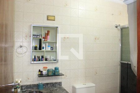 Casa à venda com 200m², 3 quartos e 3 vagasBanheiro 2