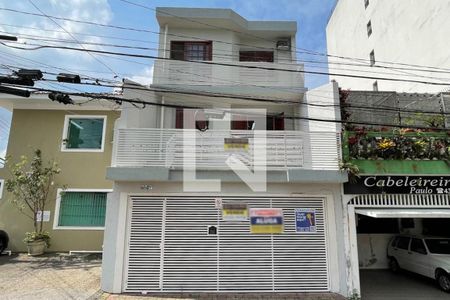 Casa à venda com 214m², 5 quartos e 2 vagas Casa à venda com 214m², 5 quartos e 2 vagasFachada