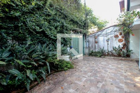 Casa para alugar com 160m², 4 quartos e 3 vagasQuintal