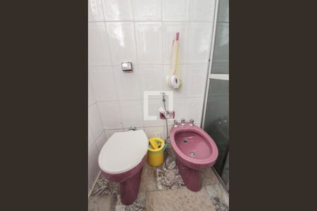 Casa para alugar com 160m², 4 quartos e 3 vagasBanheiro 1