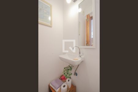 Casa para alugar com 160m², 4 quartos e 3 vagasBanheiro Social