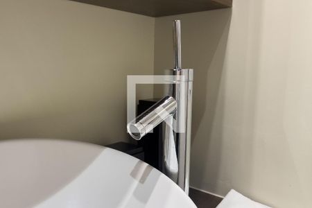 Apartamento à venda com 250m², 3 quartos e 4 vagas Apartamento à venda com 250m², 3 quartos e 4 vagasBanheiro da Suíte 2